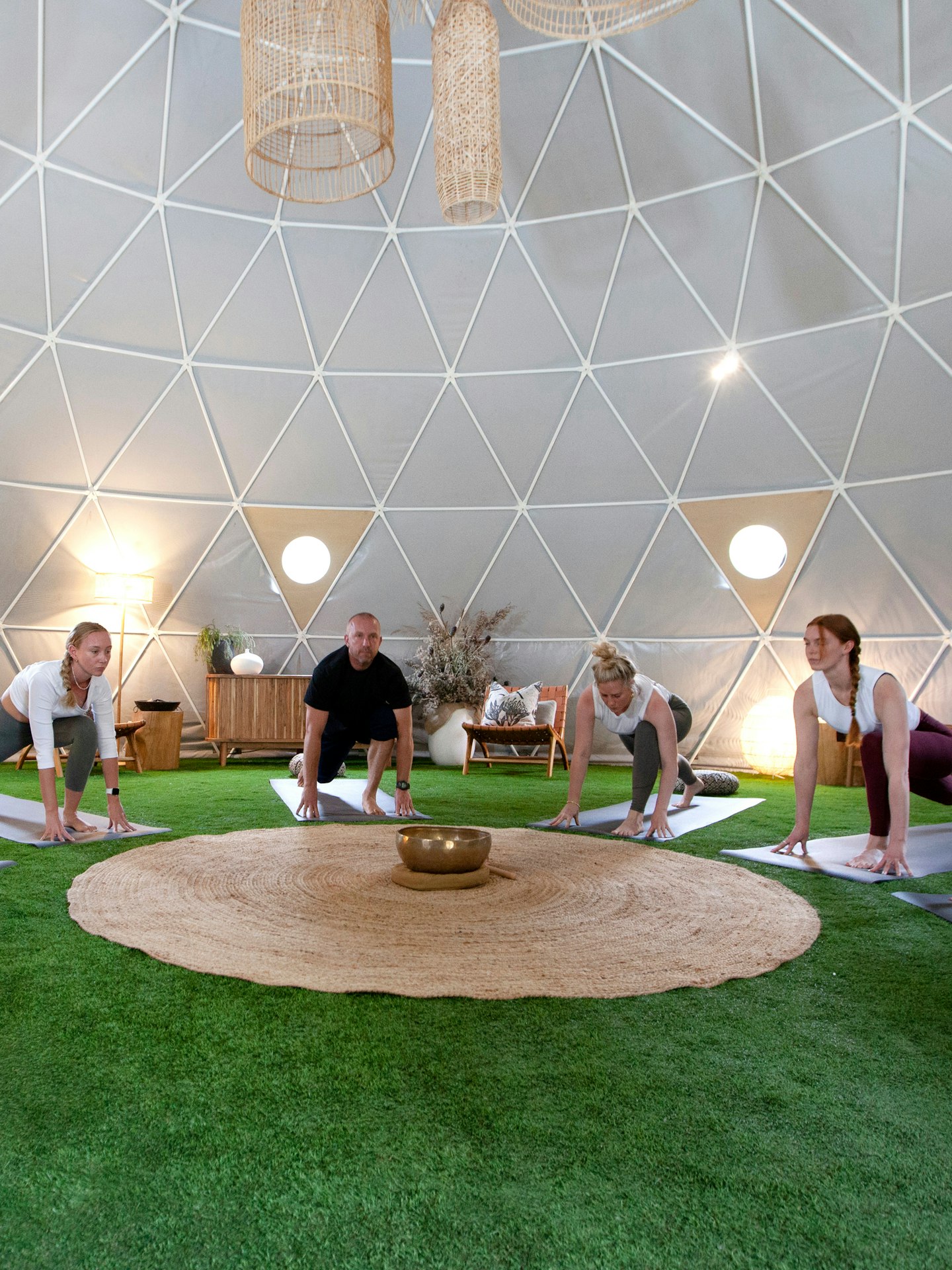 dream house dome tent - dome tent for entertainment - dome house for spa,gym,,yoga - communal zone for glampingsite (10)