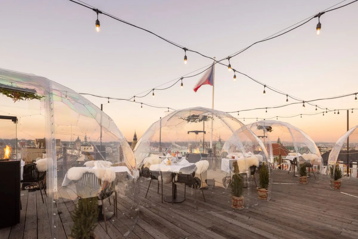 clear dome igloo tent - dining pod supplier - polycarbonate dome tent for sales - transparent outdoor event tent - pop up activity (1)