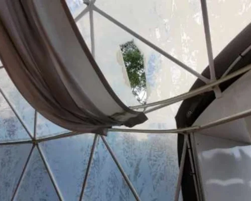 dome tent with clear pvc baywindow - how to choose glamping tent (5)